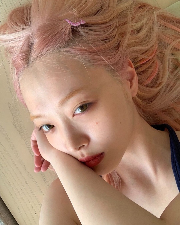 曾受心理疾病困擾的12位偶像