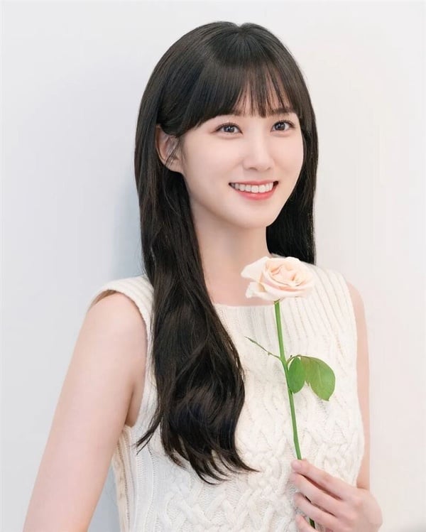 「異性緣最好」的女生生命靈數TOP.3！這幾個號碼桃花運也超旺，第一名情商超級高