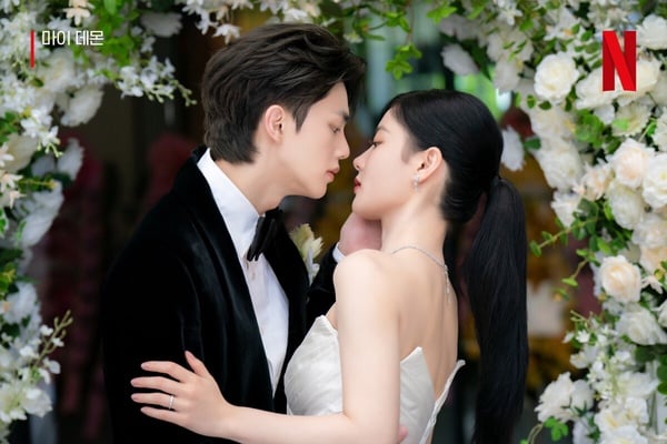 宋江演技太差上熱搜！《與惡魔有約》創最低收視，劇情疑模仿《鬼怪》，台詞老土又無趣