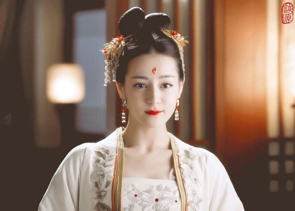 網評「最具優雅儀態」陸劇女星TOP10！趙露思沒前十，迪麗熱巴第2，劉詩詩真是古典美人
