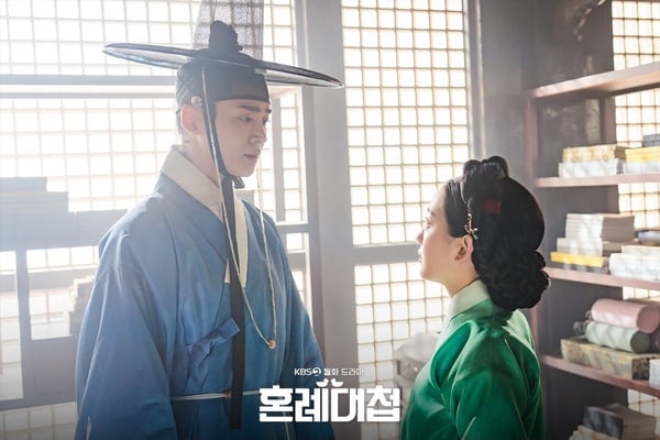 近期韓劇豆瓣評分榜TOP10！《無人島的Diva》7.7輸《與惡魔有約》，冠軍是8.4分黑馬劇