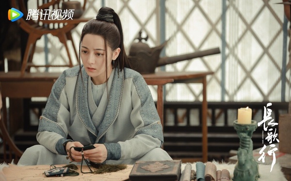 盤點古裝陸劇「霸氣女俠」！《一念關山》劉詩詩紅衣驚豔，景甜霸氣，陳都靈溫柔堅強！