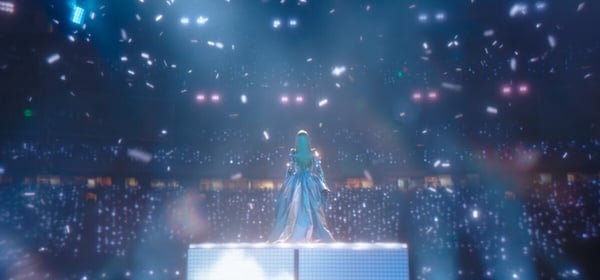 《無人島的DIVA》結局「前後呼應」!處處有代表大海的藍色,結局換蘭珠幫木河準備氣球