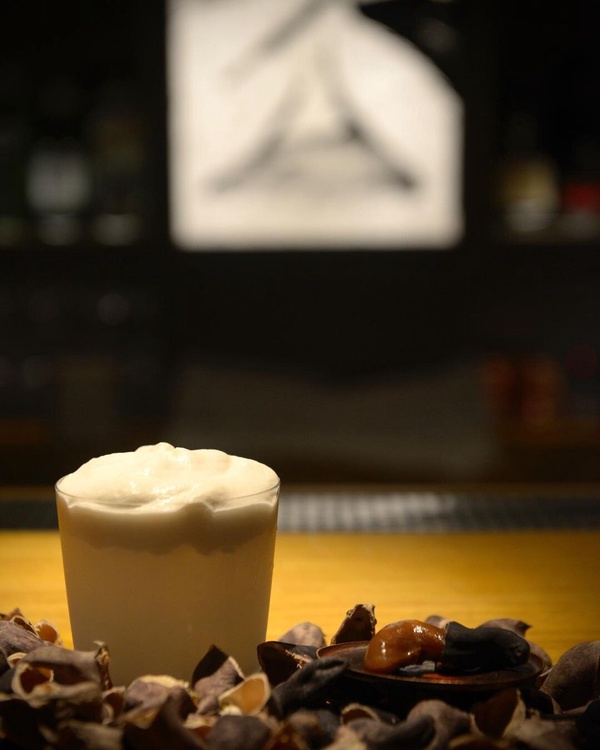 女生獨酌「台北深夜酒吧」推薦6：Bar Pine 松