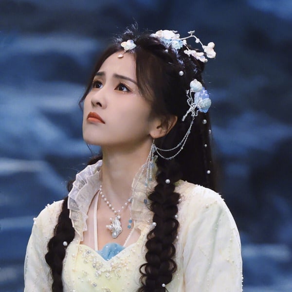 近年微博「最高討論聲量」陸劇女主TOP10！趙露思兩角進榜，熱巴第七，冠軍真深入人心
