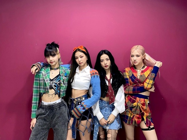 BLACKPINK續約成功！盤點她們出道七年創下的20個里程碑，YG官宣即將發行新專輯！