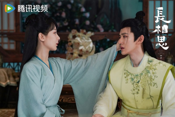 近年「霸屏最多熱搜」話題陸劇TOP10!《長月燼明》輸《蒼蘭訣》,冠軍935個熱搜霸屏2023
