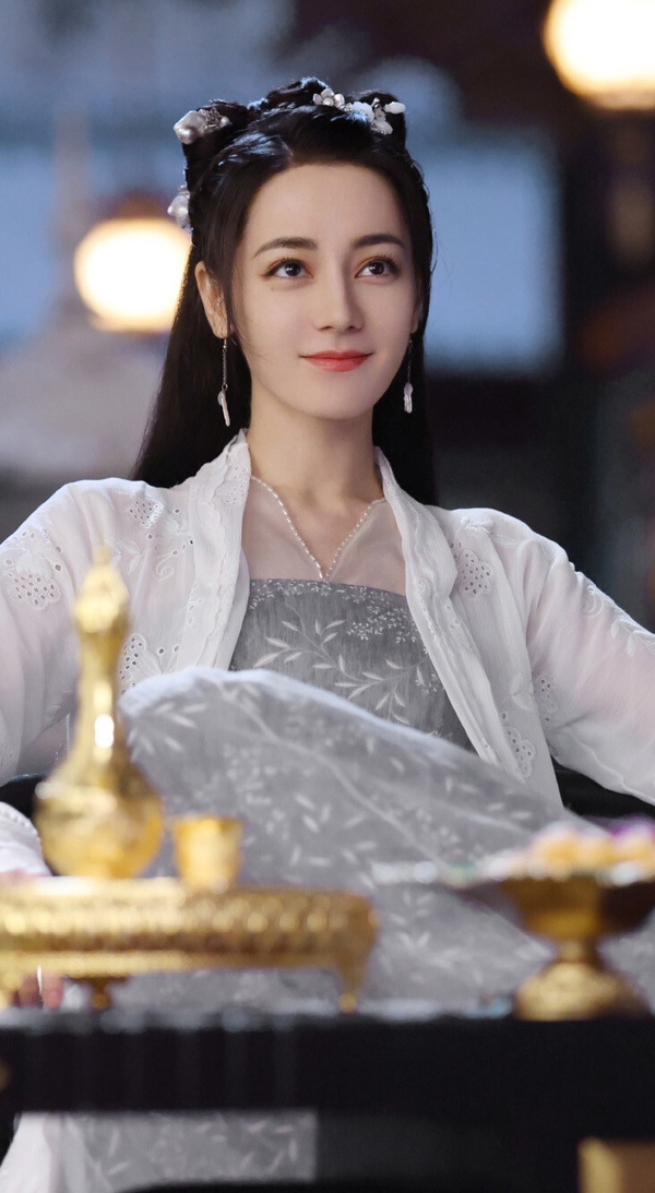 網評心中天選古裝女神TOP10！趙露思第九，迪麗熱巴第五，劉詩詩第四，冠軍不是劉亦菲