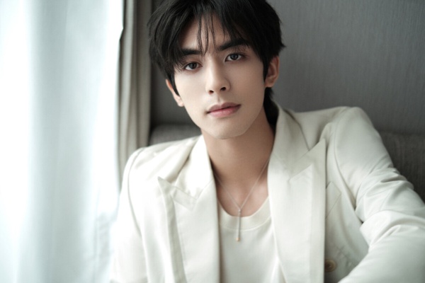 2023年初「最被看好能爆火」陸劇男星TOP10!檀健次演技出圈，張凌赫演技拉垮，他超車了