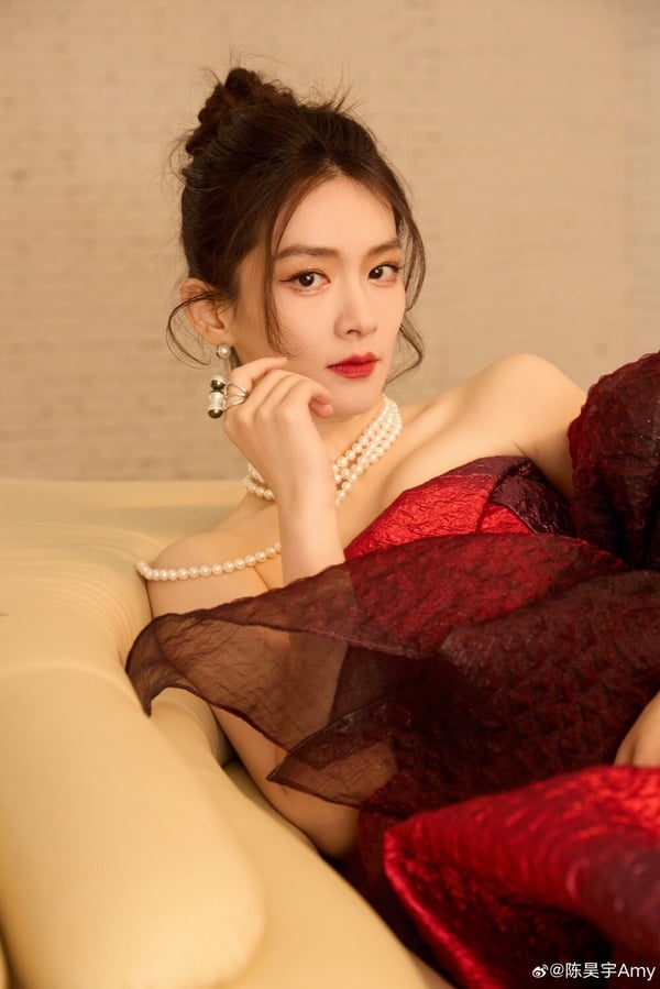 《一念關山》8位陸劇演員古裝&amp;amp;amp;amp;amp;amp;時裝！劉詩詩不愧古裝第一美，常華森、陳宥維時裝也帥！