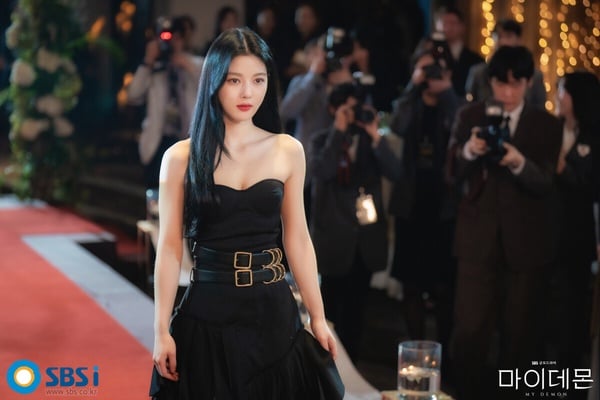 韓劇8位人氣童星近況！《與惡魔有約》金裕貞、李世榮演技被讚，她搭俊昊演Netflix韓劇
