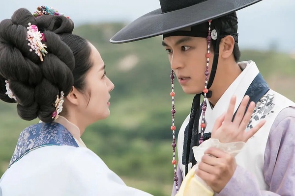 日票選「從第1集就好看」催淚韓劇TOP10！《衣袖紅鑲邊》第10《鬼怪》第5，冠軍太好哭