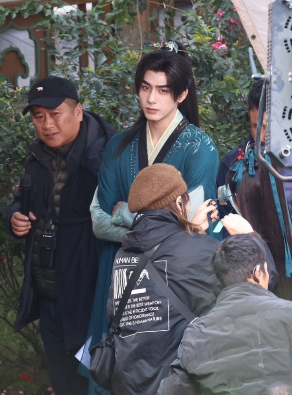 8位更適合現偶劇的陸劇男星！《神隱》王安宇寸頭更好看，陳飛宇、胡一天新造型被吐槽