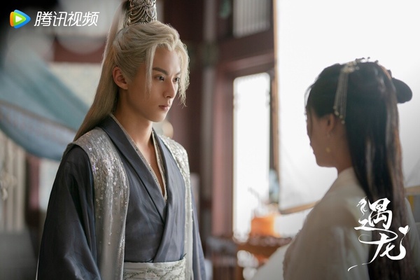 95後男星被吐槽古偶造型！王安宇《神隱》不搭，王鶴棣《遇龍》黑歷史，張凌赫沒少年感