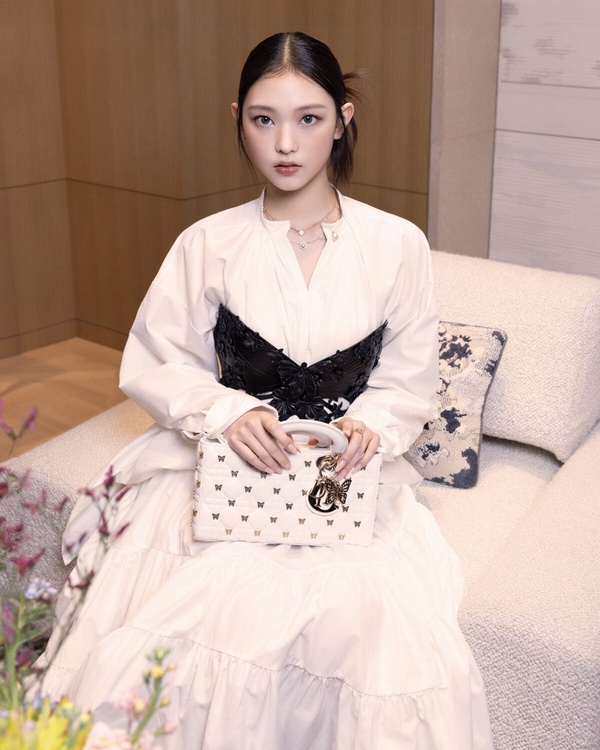 2023年每月品牌評價累計積分指數最高的女團成員