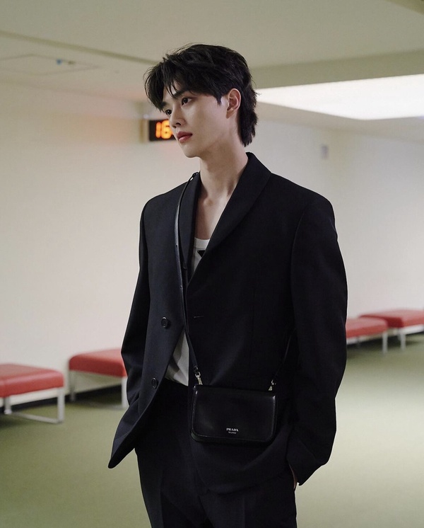 韓網票選最想一起過聖誕節的藝人:張元英第三名、「他」打敗田柾國奪第一!