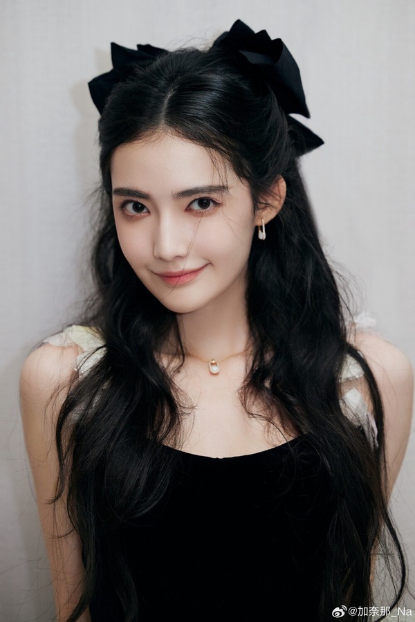 陸劇《神隱》演員古裝vs.時裝！趙露思都能駕馭，曹婓然、加奈那驚豔，李昀鋭古裝更帥