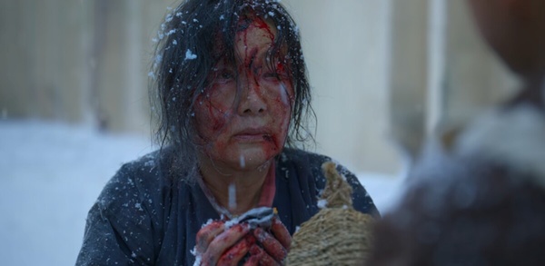 《京城怪物》劇情5大「彩蛋細節」！前田雪子是隱藏大BOSS？蘿月氏害死了朴敘俊媽媽？