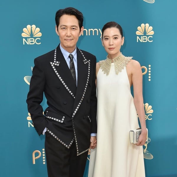 D社元旦情侶全盤點：2024又是偶像戀愛？GD、Jennie連爆兩次，這兩對唯一走入結婚殿堂