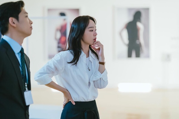 10大成年人必懂社交潛台詞：留下來吃飯=你可以走了，看到「在嗎」真的不想回！