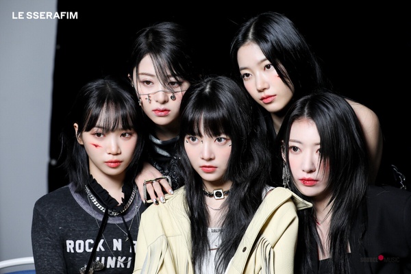 葛萊美評選15首2023年最佳K-pop歌曲:JYP遺憾落選,SM輸HYBE一首,小公司們力爭上游!
