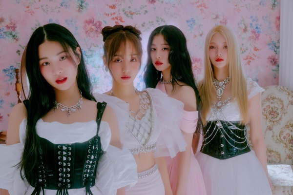 葛萊美評選15首2023年最佳K-pop歌曲:JYP遺憾落選,SM輸HYBE一首,小公司們力爭上游!