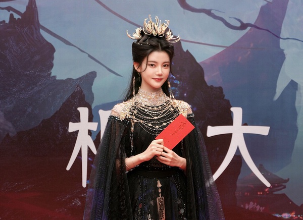 網評2024「最看好她能爆火出圈」古裝女神TOP10！王楚然第7，田曦薇第3，冠軍真美成仙