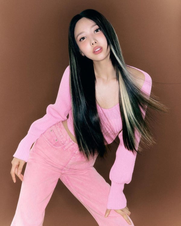 「比我漂亮的人有很多，但我喜歡我自己。」TWICE娜璉10大自愛語錄，每個人都是獨特的
