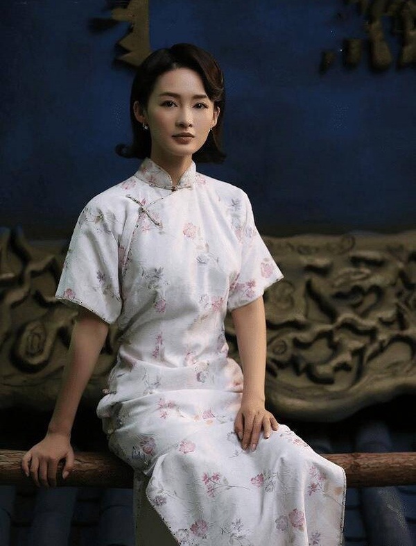 盤點陸劇復古明艷美人！唐嫣靈動、辛芷蕾美豔，趙麗穎、宋軼甜美，陳都靈再度穿旗袍！