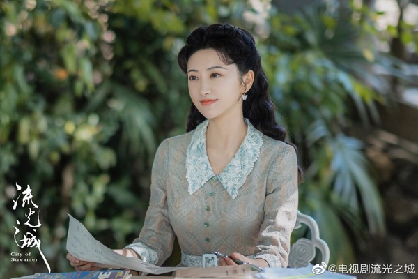 盤點陸劇復古明艷美人！唐嫣靈動、辛芷蕾美豔，趙麗穎、宋軼甜美，陳都靈再度穿旗袍！