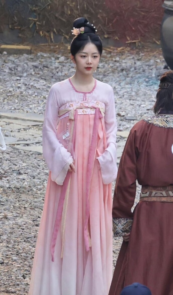 2024古裝劇10女神造型！楊紫富貴,趙露思夢回《長歌行》,劉詩詩比《一念關山》更美成仙