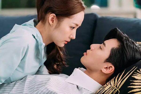 日網票選「最心動愛情韓劇」TOP10！《金秘書》第九，《鬼怪》第三，冠軍真的甜