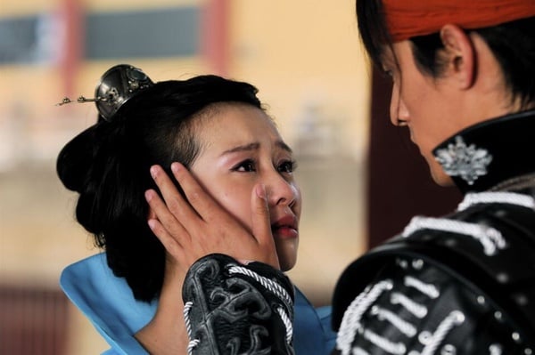 《仙劍》9演員同劇不同命！楊冪成一線，郭曉婷女配命，《繁花》唐嫣比小說女主還好命