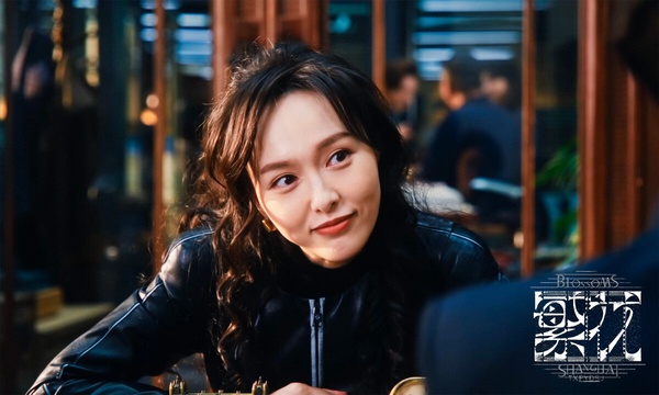 《仙劍》9演員同劇不同命！楊冪成一線，郭曉婷女配命，《繁花》唐嫣比小說女主還好命