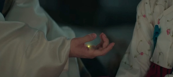《與惡魔有約》劇情彩蛋細節！九元前世今生都送到曦項鍊，這處早暗示九元&amp;amp;amp;amp;amp;amp;到曦命運