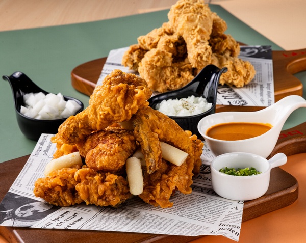買一送一!炸雞速食新品盤點:bb.q CHICKEN推聯名「肯瓊醬炸雞」、拿坡里享買一送一