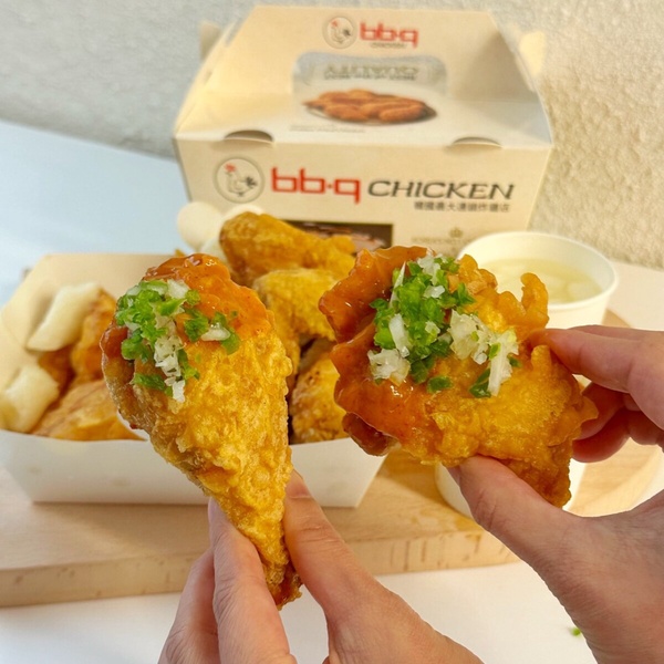 bb.q CHICKEN「炸雞速食新品盤點」:bb.q CHICKEN聯名金針菇推「肯瓊醬炸雞」