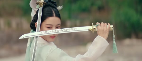 《與惡魔有約》前世今生劇情對比！月心&amp;amp;到曦都是冷都女，這點暗示到曦&amp;amp;九元是命中注定
