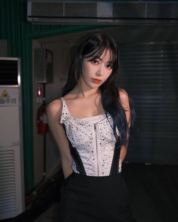 2023年全球Google搜索量Kpop女藝人TOP10：IU四月登小巨蛋開唱，Jennie將發個人新專！