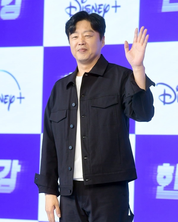 朱智勛、朴寶英出演最強懸疑韓劇《照明商店》，繼《異能》後Disney+再推必看新作！