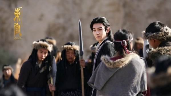 95後陸劇男星的顏值巔峰！許凱《祈今朝》再封古裝男神，王鶴棣、張凌赫這部最驚豔！