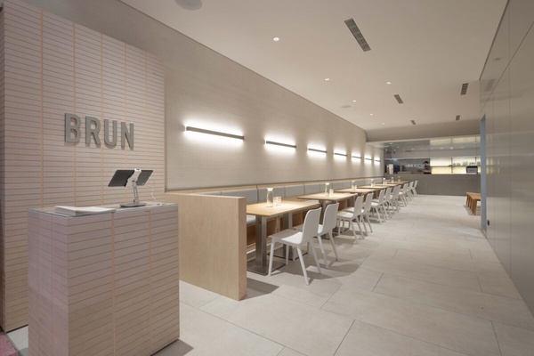 信義區早午餐推薦！人氣早午餐「BRUN不然」插旗台北信義區，必吃菜單蔬菜碗、經典炒蛋