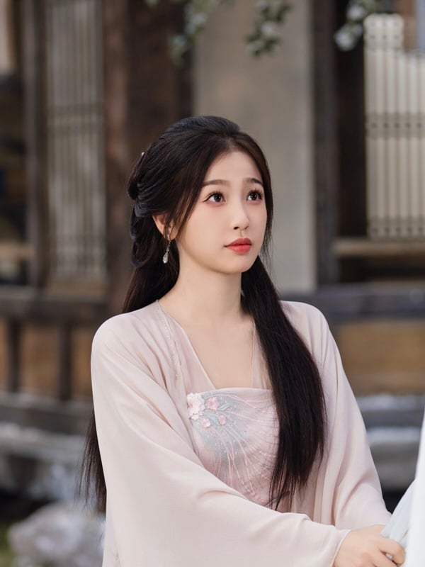 熱播古裝劇10位古裝女神！《祈今朝》虞書欣顏值被嘲，鞠婧禕演技被嘲，趙露思聲音被嘲