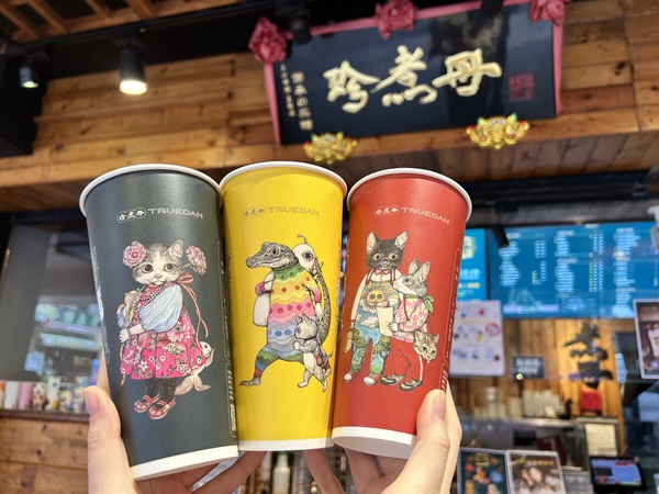 買一送一！星巴克買一送一連3天、春水堂珍奶免費喝、50嵐環保杯優惠、珍煮丹買一送一