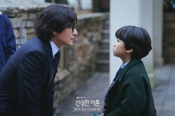 JTBC週末韓劇「首播收視」排行TOP8！《低谷醫生》慘墊底《三達里》第3，冠軍太厲害了