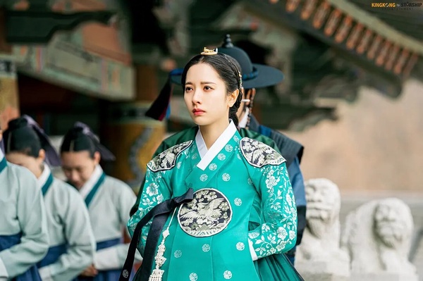 演女二更紅韓劇女配！《和我老公結婚吧》宋昰昀演女主收視慘，她紅極一時卻5年沒戲拍