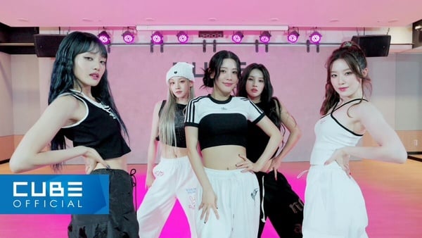 Tiktok播放量K-pop女藝人TOP10：LISA榮登SOLO最高，四代女團只剩兩個！