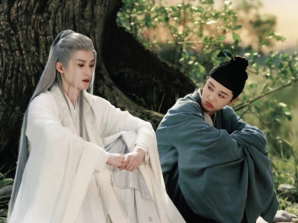 抖音近一年最熱門陸劇TOP10!《以愛為營》第6《一念關山》第5,冠軍播放唯一衝破900億