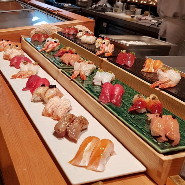 旭集和食集錦訂位小技巧！旭集價位、9大必吃推薦，日本松葉蟹、和牛吃到飽