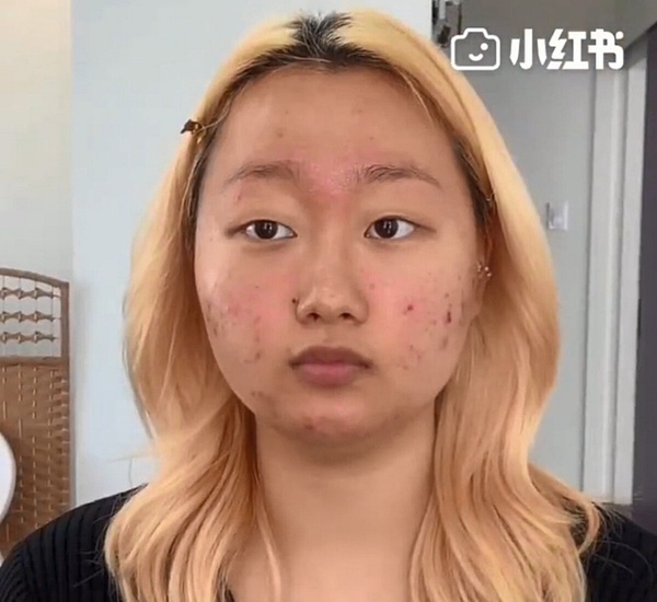 泛紅膚色怎麼畫出乾淨底妝？化妝師親授「黃色腮紅」遮瑕更自然，粉底更服貼持久